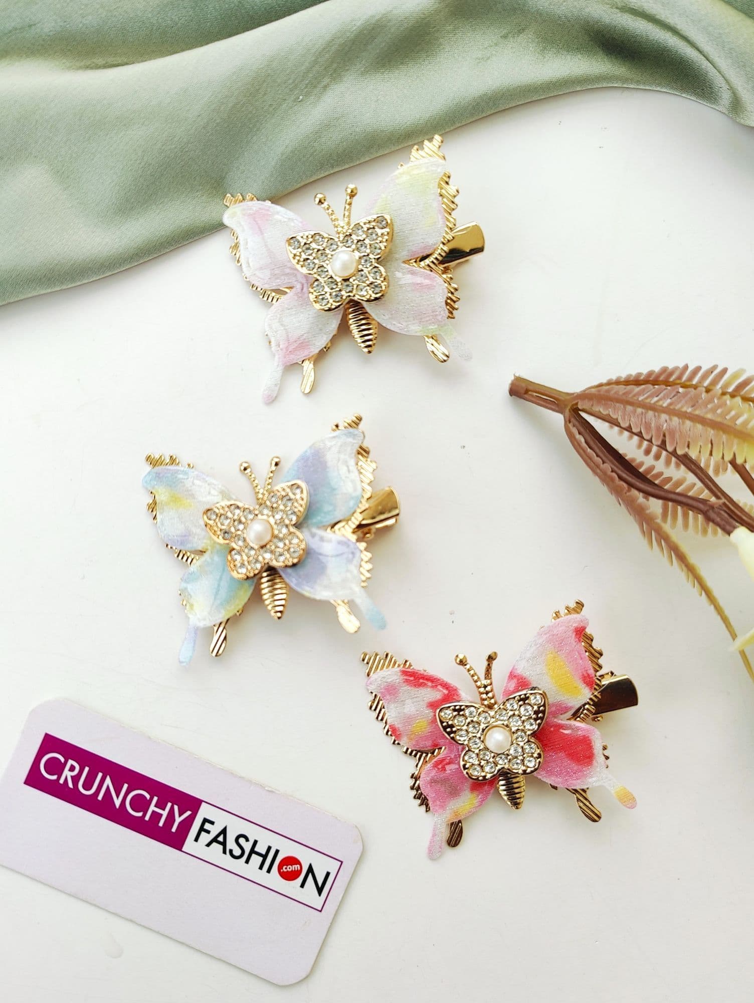 Embellish Your Elegance: Bridal Hair Accessories and Bride Hair Clip
