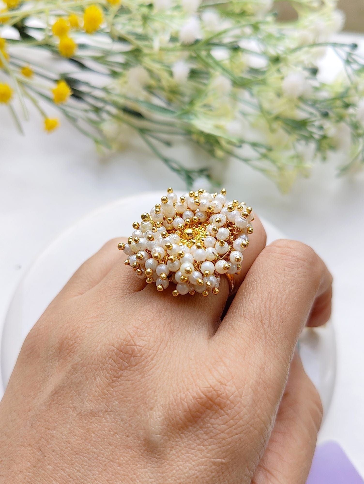 Exquisite Antique Gold Pearl Ring: Adjustable Party-Perfect Statement Piece