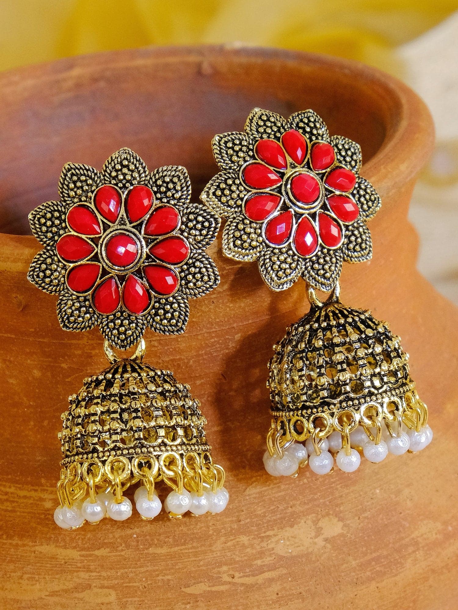 Artisan Crafted Beaded Jhumki Earrings: Showcase of Feminine Elegance