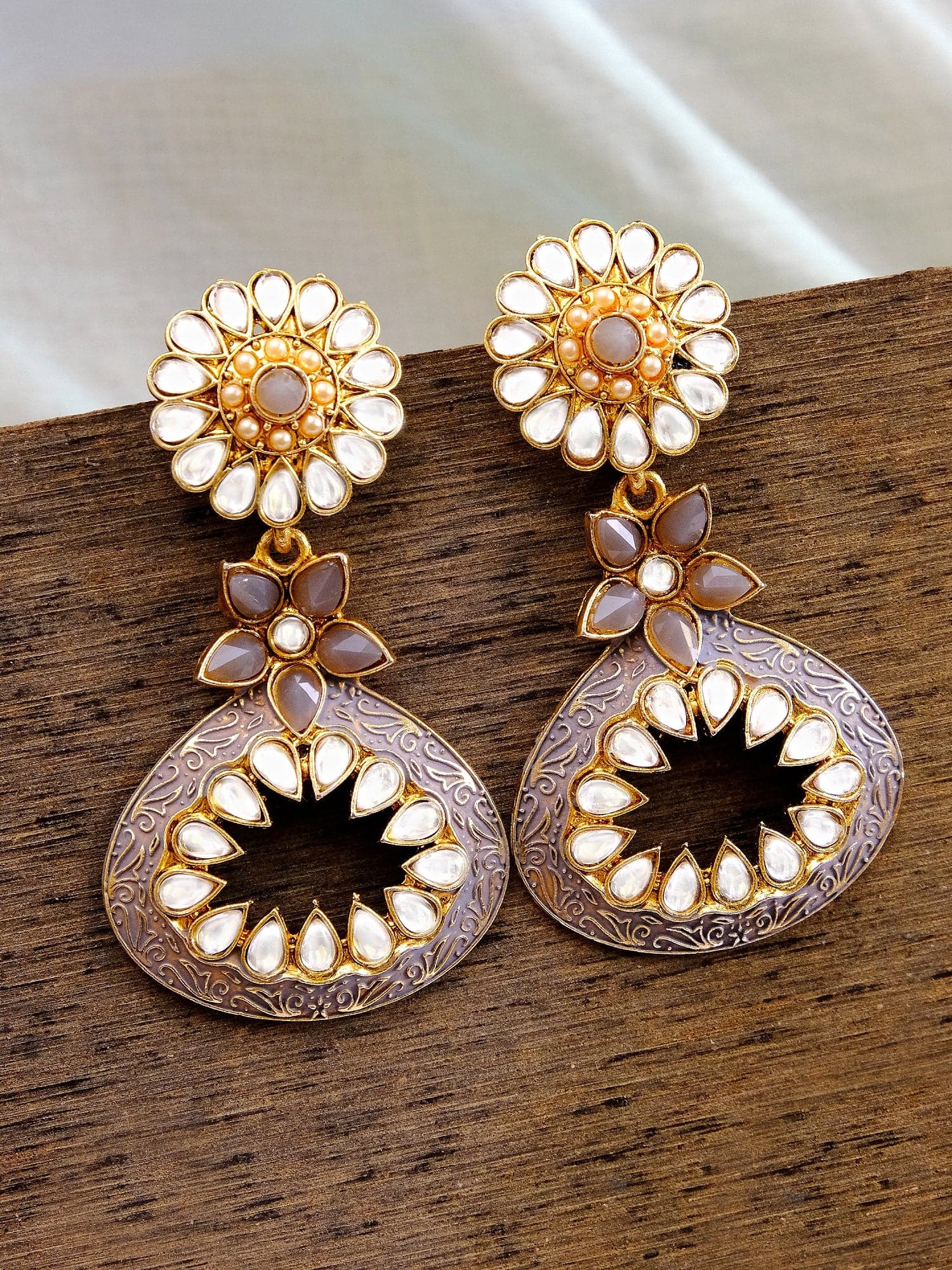 Elegant Traditionally Inspired Jhumki Earrings for Fashion Forward Females