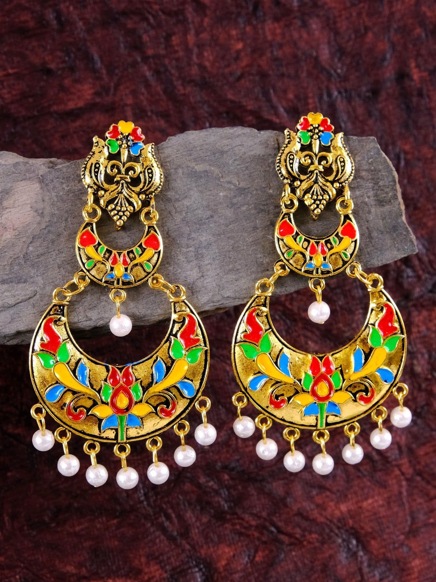 Embrace Elegance with Jhumki Earrings for Traditional Fashionistas