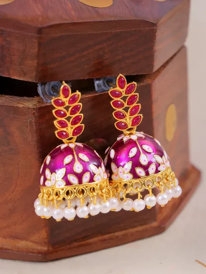 Heritage Charm: Traditional Jhumki Earrings for Fashionistas