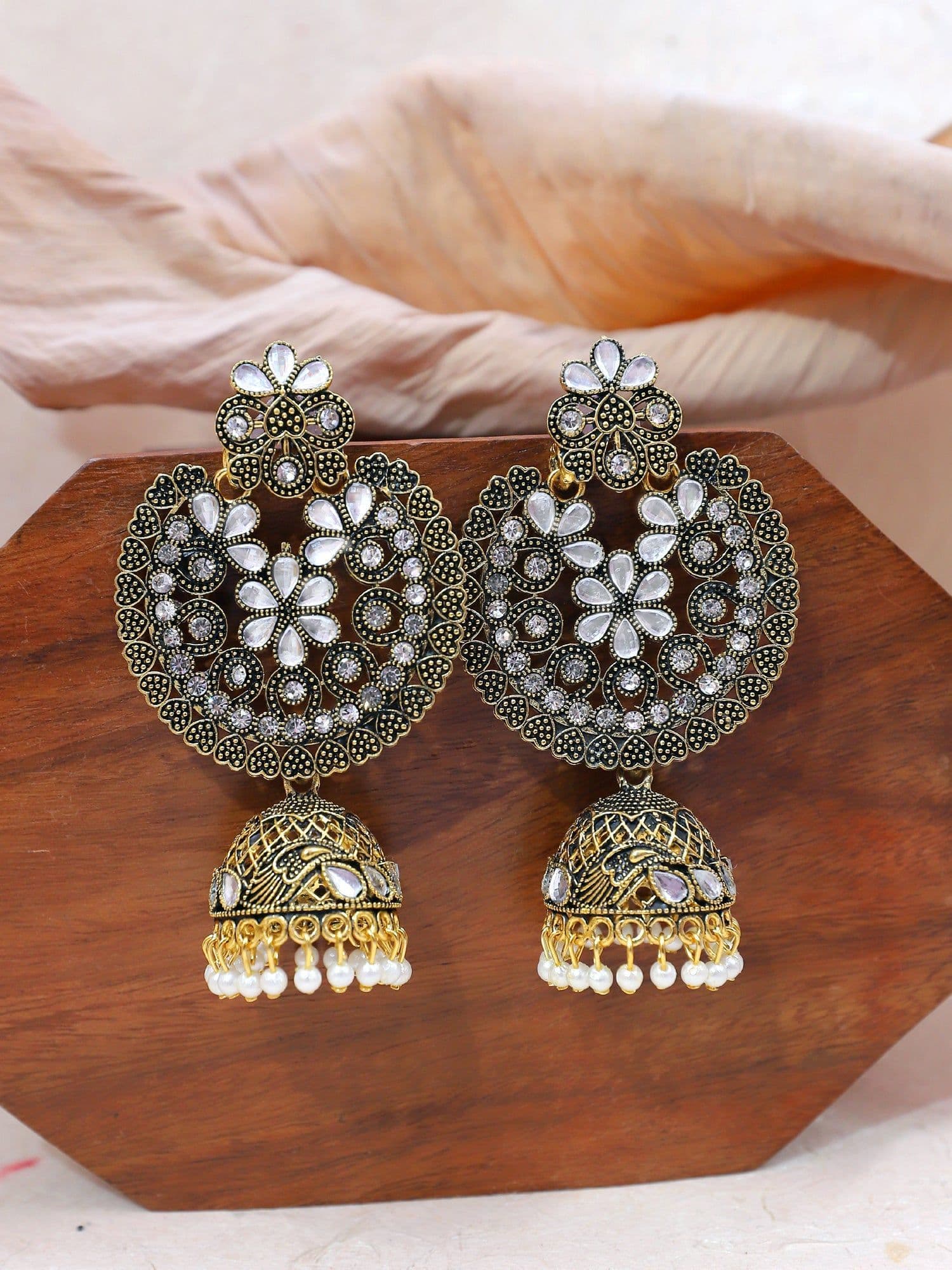 Handcrafted Beaded Jhumka Earrings: A Blend of Traditional & Modern Style