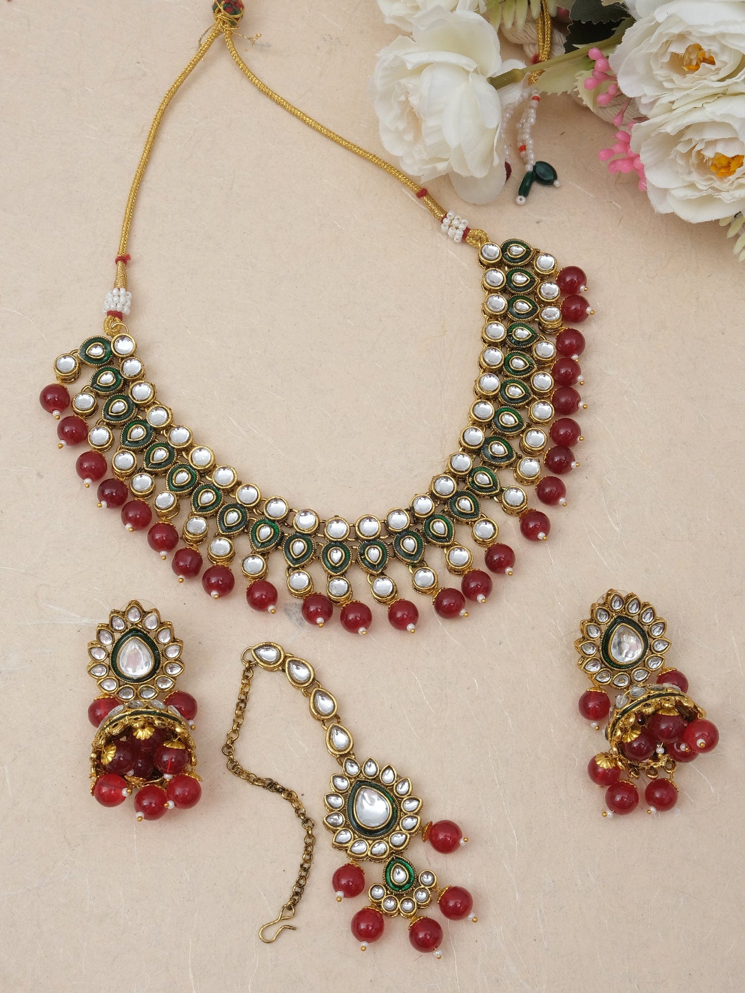 Green Glow: Kundan Shine Ethnic Set for Your Traditional Parties